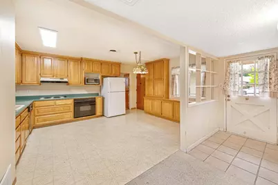 5901 Woodleigh Drive, Carmichael, CA 95608 - Photo 6