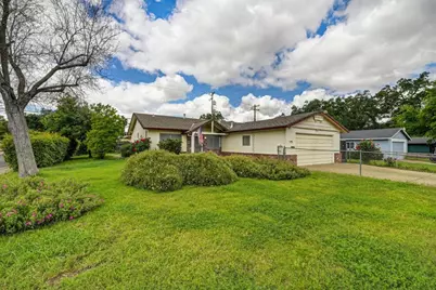 5901 Woodleigh Drive, Carmichael, CA 95608 - Photo 2