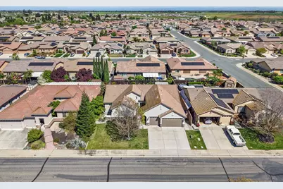 757 Killebrew Way, Galt, CA 95632 - Photo 44