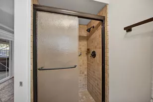 7328 Perera Cir, Sacramento, CA 95831 - Photo 36