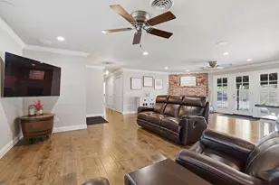 1601 Sharon Dr, Yuba City, CA 95993 - Photo 12