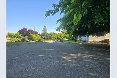 5206 E Jahant Road, Acampo, CA 95632 - Photo 12