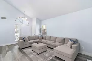 3552 Del Sol Way, Sacramento, CA 95834 - Photo 6