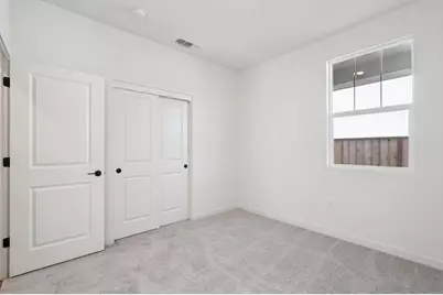 10340 W Hema Way, Elk Grove, CA 95757 - Photo 16