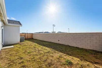 10324 W Hema Way, Elk Grove, CA 95757 - Photo 26