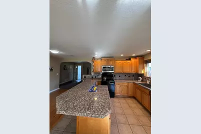 7124 Catamaran Drive, Citrus Heights, CA 95621 - Photo 2