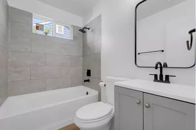 1860 Lucerne, Stockton, CA 95203 - Photo 8