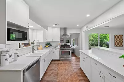 8820 Sunset Avenue, Fair Oaks, CA 95628 - Photo 18