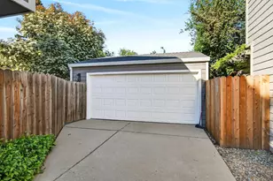 1308 Farragut Cir, Davis, CA 95618 - Photo 28