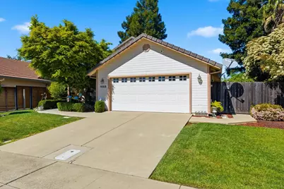 1685 Augusta Lane, Yuba City, CA 95993 - Photo 2