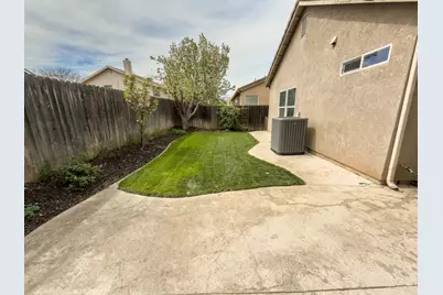 850 Miraggio Drive, Patterson, CA 95363 - Photo 32