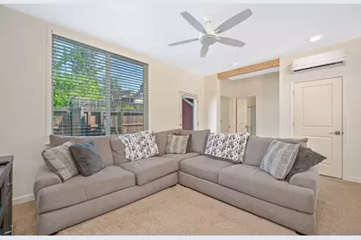 4025 New York Avenue #525, Fair Oaks, CA 95628 - Photo 10