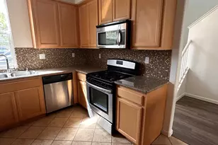 2432 Boxwood St, Sacramento, CA 95815 - Photo 8