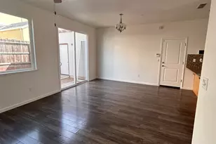 2432 Boxwood St, Sacramento, CA 95815 - Photo 12