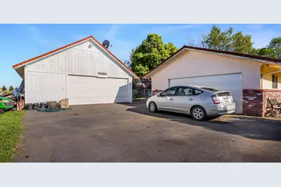 23404 N Bruella Road, Acampo, CA 95220 - Photo 22