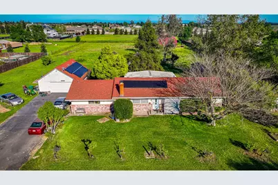 23404 N Bruella Road, Acampo, CA 95220 - Photo 2