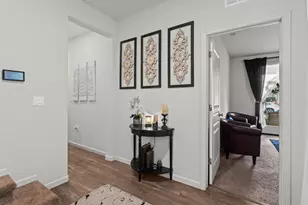 118 Chickadee Ln, Gilroy, CA 95020 - Photo 8