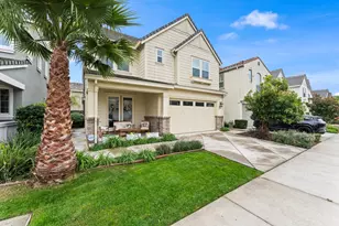 118 Chickadee Ln, Gilroy, CA 95020 - Photo 2