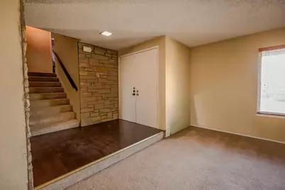 7447 Mills Grove Court, Sacramento, CA 95828 - Photo 20