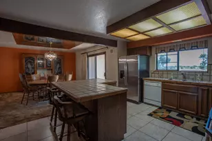 6323 Excelsior Rd, Sacramento, CA 95829 - Photo 22