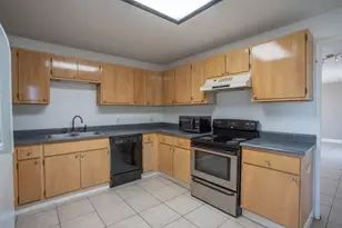6323 Excelsior Rd, Sacramento, CA 95829 - Photo 52