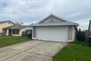 7983 Newgate Dr, Sacramento, CA 95823 - Photo 1