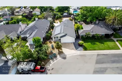 3905 Apple Blossom Way, Carmichael, CA 95608 - Photo 4