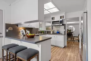 8673 Fallbrook Way, Sacramento, CA 95826 - Photo 14