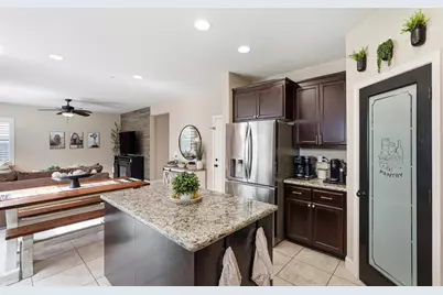 9817 Carico Way, Elk Grove, CA 95757 - Photo 16