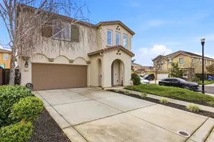 9817 Carico Way, Elk Grove, CA 95757 - Photo 2
