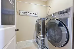 9817 Carico Way, Elk Grove, CA 95757 - Photo 36