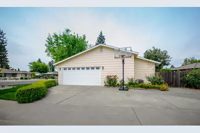 420 W Southwood Drive, Woodland, CA 95695 - Photo 4