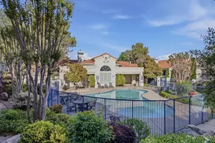 202 Beachcomber Dr, Rocklin, CA 95677 - Photo 2