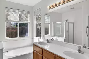 9666 Iris Meadow Way, Elk Grove, CA 95757 - Photo 38