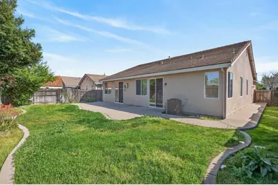 9666 Iris Meadow Way, Elk Grove, CA 95757 - Photo 42