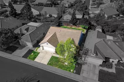 9666 Iris Meadow Way, Elk Grove, CA 95757 - Photo 48
