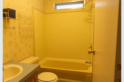 Meredith Avenue #95, Gustine, CA 95322 - Photo 12