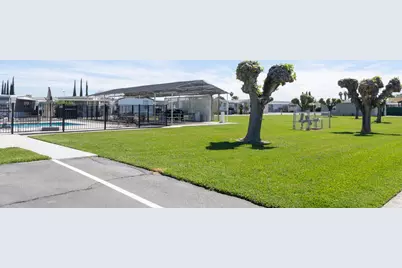 Meredith Avenue #40, Gustine, CA 95322 - Photo 16