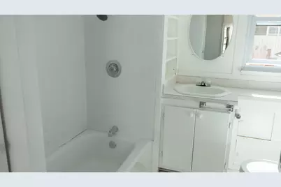 Meredith Avenue #40, Gustine, CA 95322 - Photo 8