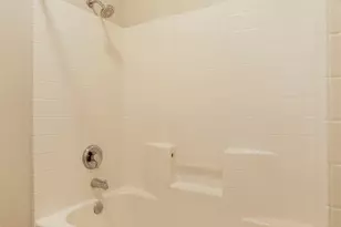 1300 Eastlake Cir, Tracy, CA 95304 - Photo 40