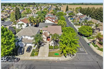 1300 Eastlake Circle, Tracy, CA 95304 - Photo 48