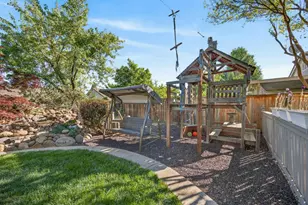 8800 Mannington St, Elk Grove, CA 95758 - Photo 48