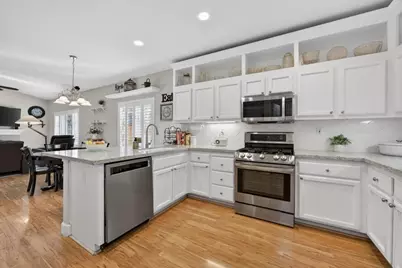 8800 Mannington Street, Elk Grove, CA 95758 - Photo 22