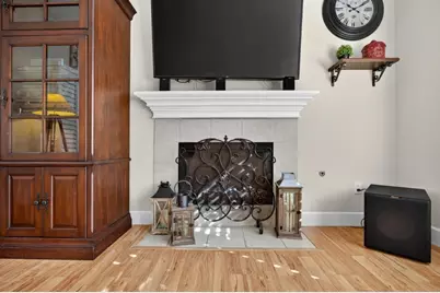 8800 Mannington Street, Elk Grove, CA 95758 - Photo 18