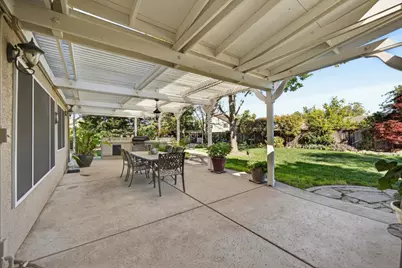 8800 Mannington Street, Elk Grove, CA 95758 - Photo 42