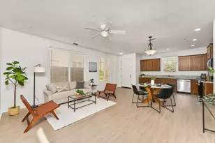 6776 Jujube Ln, Sacramento, CA 95828 - Photo 8