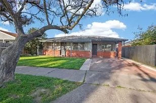 2035 S Hunter St, Stockton, CA 95206 - Photo 4