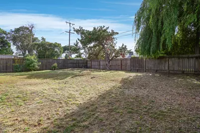 6335 N Pershing Avenue, Stockton, CA 95207 - Photo 16