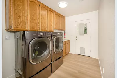 725 Fairview Drive, Woodland, CA 95695 - Photo 16