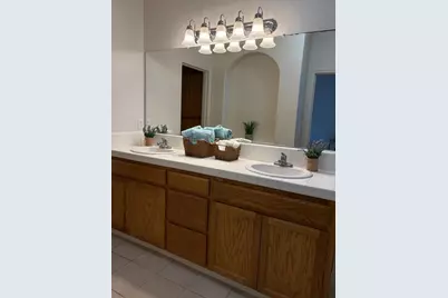 736 Elmwood Drive, Los Banos, CA 93635 - Photo 12